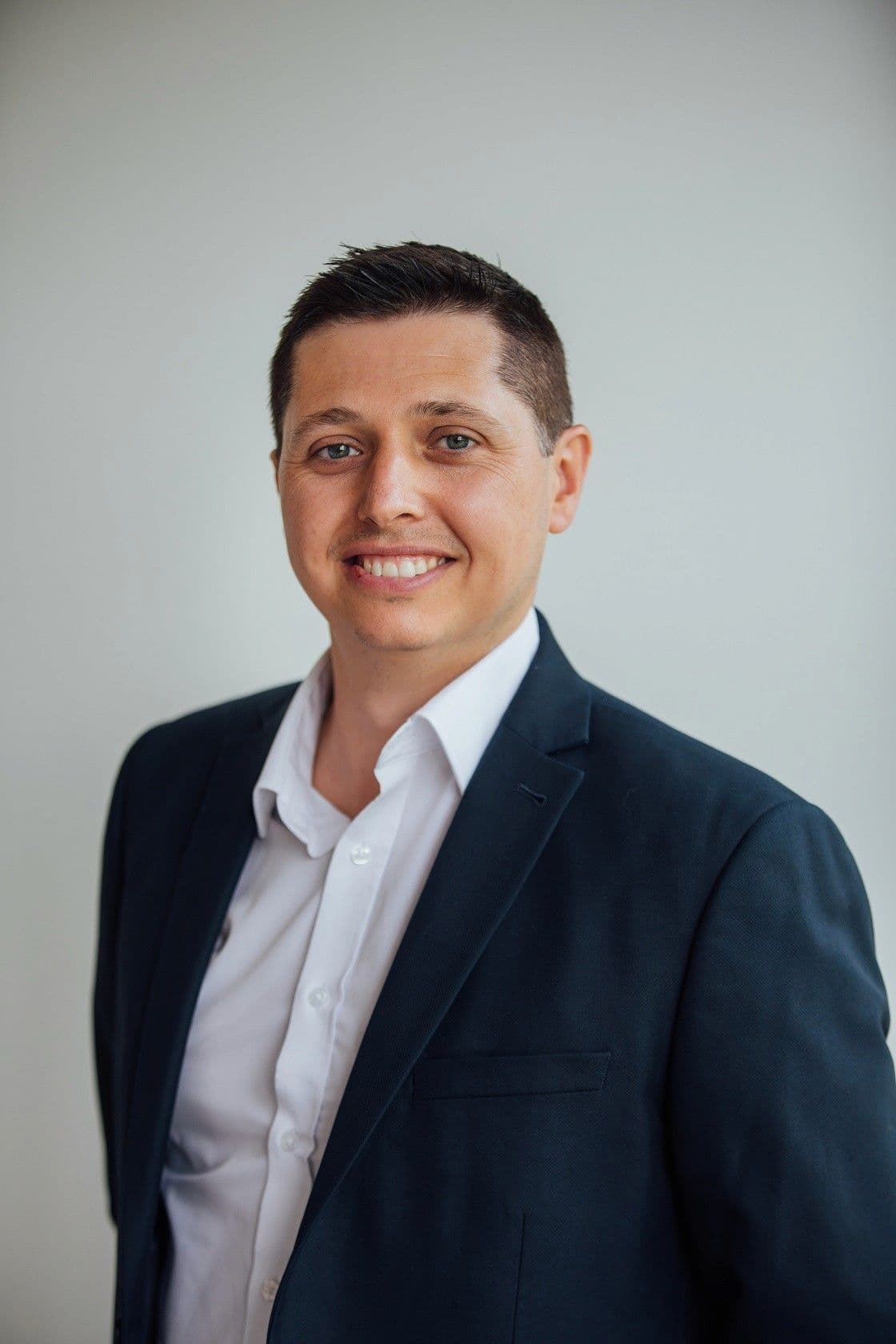 Profile image for Steven Kenny